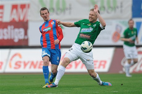 Baumit Jablonec - Viktoria Plze. Karel Piták (vpravo) z Jablonce a Vladimír Darida z Plzn