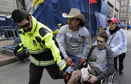 Carlos Arredondo (v klobouku) zachránil Jeffu Baumanovi ivot