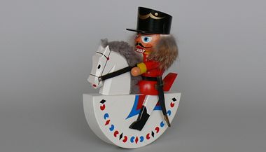 Německá hračka - husar na koni