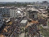 V Bangladéi se zítila osmipodlaní budova. V troskách zemely desítky lidí.