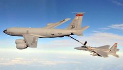 KC-135 Stratotanker. | na serveru Lidovky.cz | aktuální zprávy