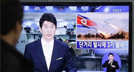 Jihokorejská televize informuje, e KLDR odpálila rakety.