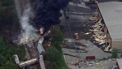 U americkho Baltimore vykolejil vlak, nkolik budov se ztilo