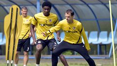 Trénink fotbalist Sparty. Na snímku záloník Marek Matjovský (vpravo) a obránce Simon Deli