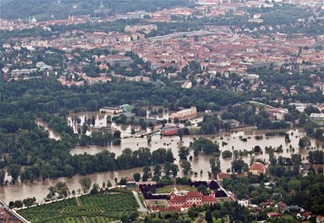 Povode z letadla: Troja a Suchdol, Praha