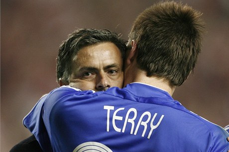 José Mourinho a John Terry.