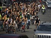Kolem tí tisíc nahých i polonahých cyklist projelo v sobotu centrem mexické metropole. 