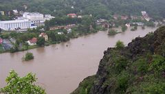 Pohled na rozvodněnou Vltavu z Bohnic.  | na serveru Lidovky.cz | aktuální zprávy