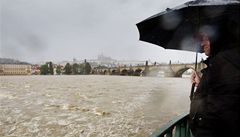 V Praze byl kvli stoupající Vltav vyhláen stav nebezpeí