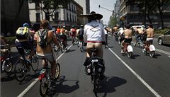 Tisce nahch cyklist protestovaly v Mexiku proti nadvld aut
