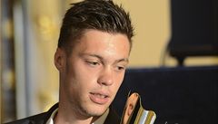 Václav Kadlec byl 3. �ervna v Praze vyhlá�en králem ligových trávník� ve fotbalové anket� Zlatý mí� �R.