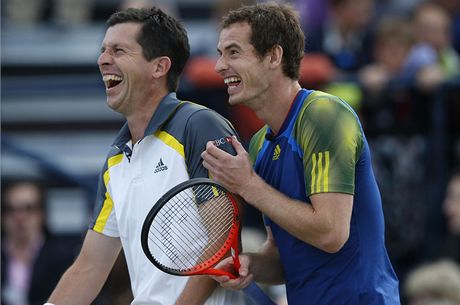 Tim Henman a Andy Murray.