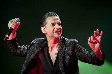 David Gahan na koncertu v kvtnu 2013 v Budapeti
