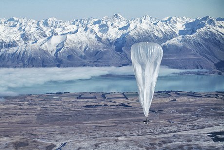 Google vypoutí experimentální balon, kterým chce íit internet i do zapadlých kout svta.