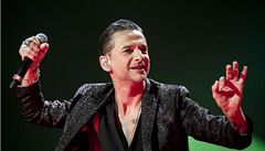 David Gahan na koncertu v kvtnu 2013 v Budapeti