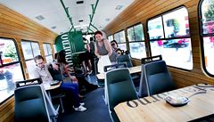 V Brn bude od soboty jezdit pivní tramvaj s výepem, lidé v ní budou moci bhem jízdy pít pivo a oberstvit se. 