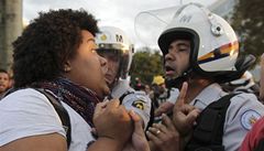 Masov protesty v Brazlii paralyzovaly nejmn 11 mst