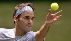 Legendrn Federer se dokal. V Halle zskal prvn titul v sezon