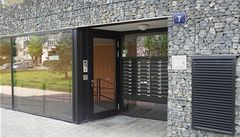 Rezidence na �i�kov�, ve které se nachází i byt exposlance Ivana Fuksy (ODS).