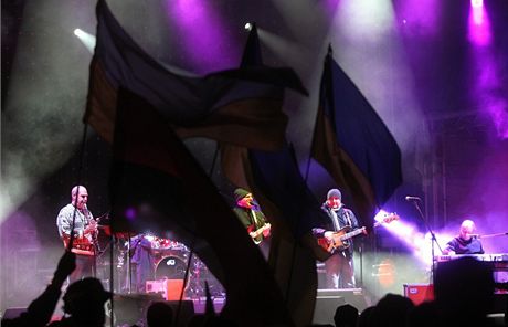 Kapela Buty vystoupí na festivalu Okolo Tebon