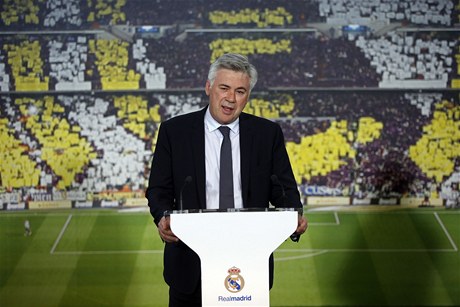 Trenér fotbalist Realu Madrid Carlo Ancelotti