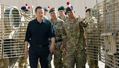 Cameron pijel neekan do Afghnistnu, pomh v jednn s Talibanem