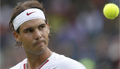 Rafael Nadal vypadl v 1. kole Wimbledonu 2013.