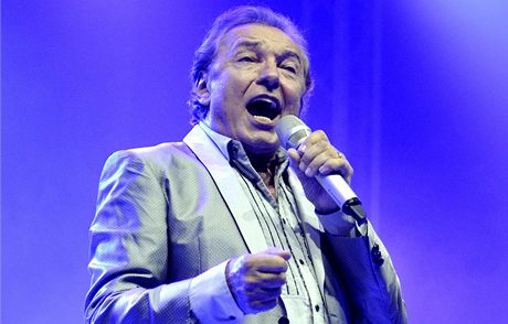 Karel Gott pi historicky prvním hudebním vystoupením na festivale Rock for People.