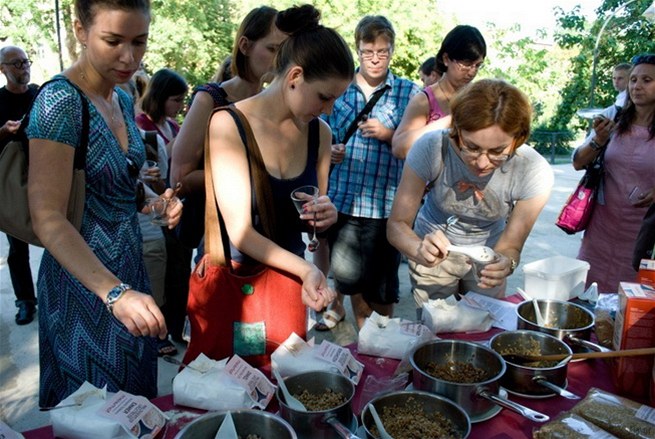 Gastronomický festival Jídlo z blízka u� pot�etí startuje v Brn�