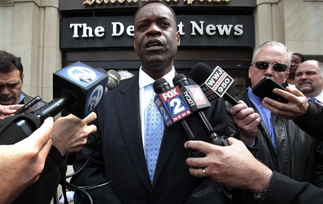 Kevyn Orr oznamuje bankrot Detroitu