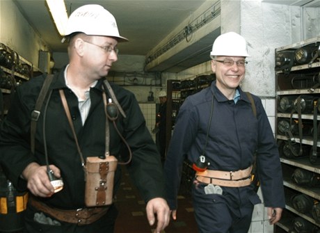 Majitel NWR Zdenk Bakala (vprav) v dole Paskov.