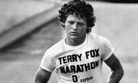 Ped 55 lety se narodil bojovník proti rakovin Terry Fox.