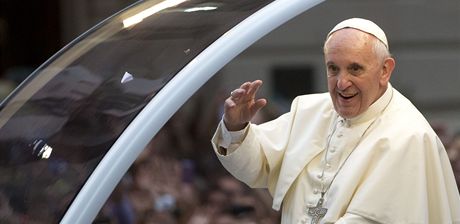 Brazilské a vatikánské bezpenostní agenty papeovo vstícné chování dsí. 