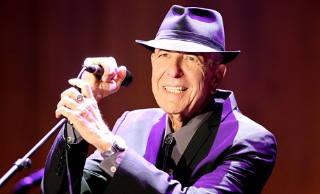 V Praze vystoupil Leonard Cohen. Kanadský básník a písniká se do metropole vrátil po tyech letech v rámci svého turné Old Ideas World Tour. 