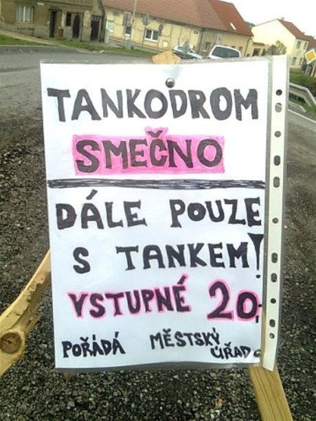 Vítzem ankety Nejhorí díra republiky jsou výtluky na silnici II/236 ve Smen na Kladensku, které suverénn ovládly první ti místa ebíku.