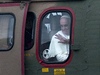 Pape piletl na Copacabanu helikoptérou.
