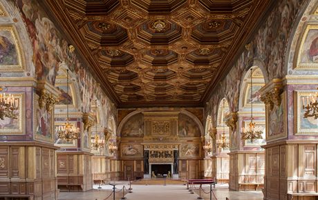 Zmek Fontainebleau, kter vyuval Napoleon Bonaparte