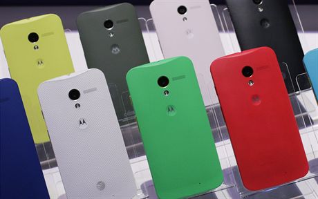 Nový smartphone Moto X spolenosti Motorola nabízí a 252 rzných variant....