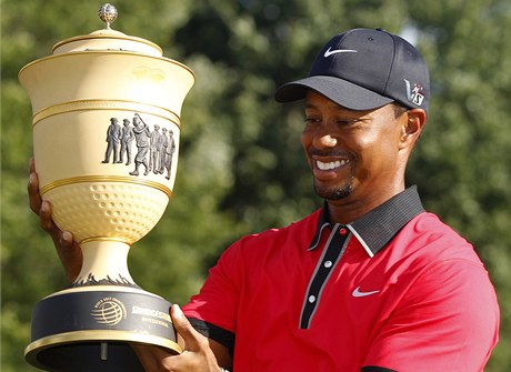 Woods vyhrál poosmé turnaj v Akronu.