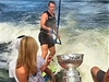 Stanley Cup na wakeboardingu s Toewsem.