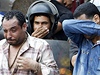 Egyptským ozbrojeným slokám se podle zahraniních agentur podailo v sobotu odpoledne vyklidit káhirskou meitu, kterou ráno obsadily stovky stoupenc sesazeného prezidenta Muhammada Mursího.