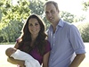 Princ William se svou enou Kate a synem Georgem.