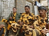 Jementí vojáci hlídkují v ulicích msta Saná