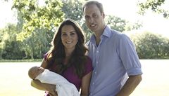 Princ William s Kate zveejnili prvn fotografie se synem Georgem
