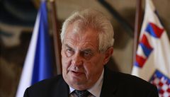 Zeman navrhuje, aby se Paskov dotoval prodejem byt OKD