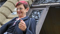 Ústavní soud v Brn zruil kvli nedostatku dkaz a pochybnostem o vin rozsudek nad prezidentkou Unie porodních asistentek Ivanou Königsmarkovou. 