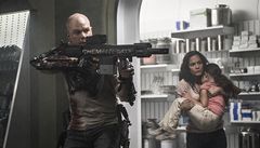 Sci-fi Elysium: S hrochem za lep ztky