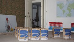 Squatte�i obsadili 31. srpna v Praze n�kolik chátrajících objekt�. Po�ádají tam výstavy, koncerty �i hostiny.