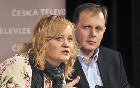 Pavlna Kvapilov a generln editel T Petr Dvok na snmku z roku 2012.