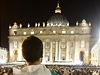 Pape Frantiek vedl v sobotu veer na Svatopetrském námstí ve Vatikánu modlitbu za mír v Sýrii a dalích krizových oblastech svta. 